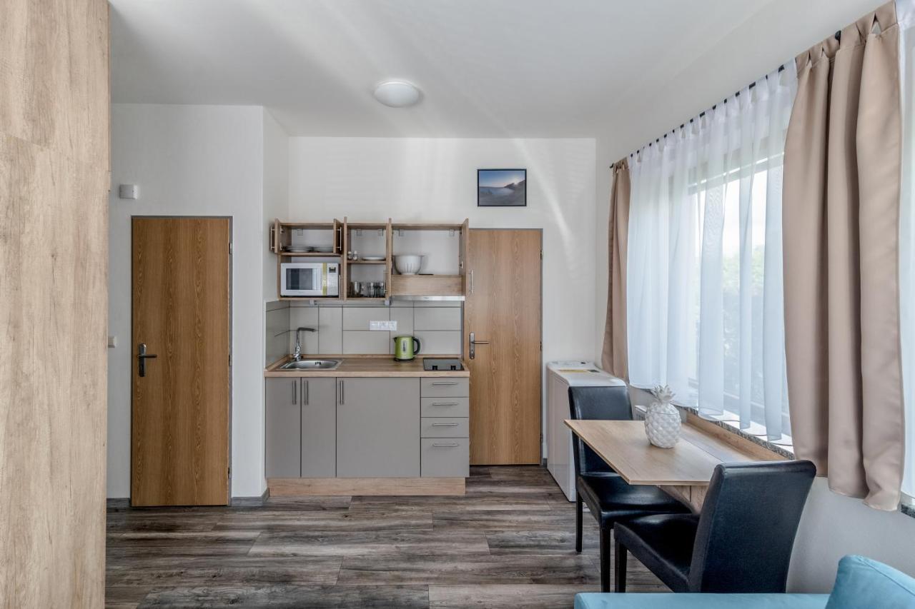 Modern Fully Equipped Studio With Parking Zavadilka 2620 Ceske Budejovice Exterior photo